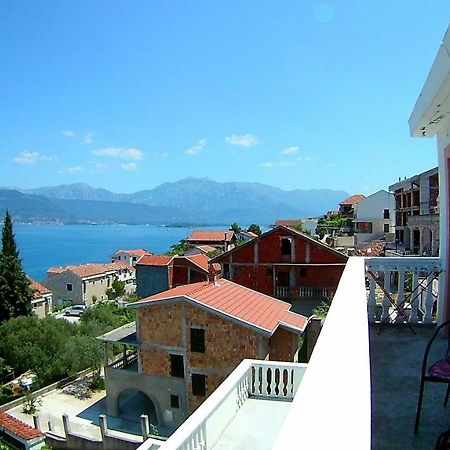 Apartments Ceca Tivat Buitenkant foto