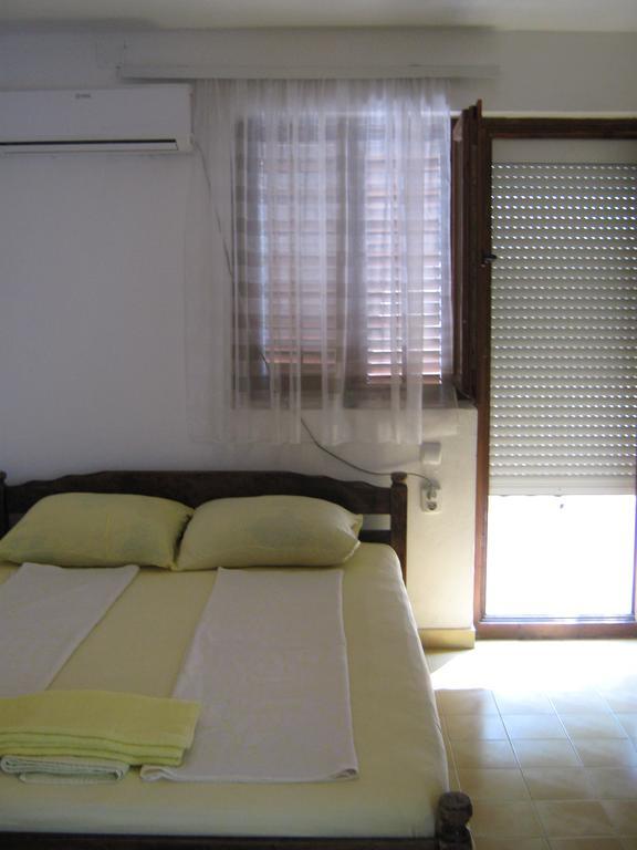 Apartments Ceca Tivat Buitenkant foto