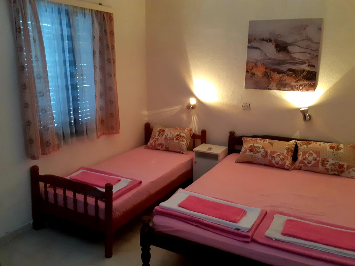 Apartments Ceca Tivat Buitenkant foto