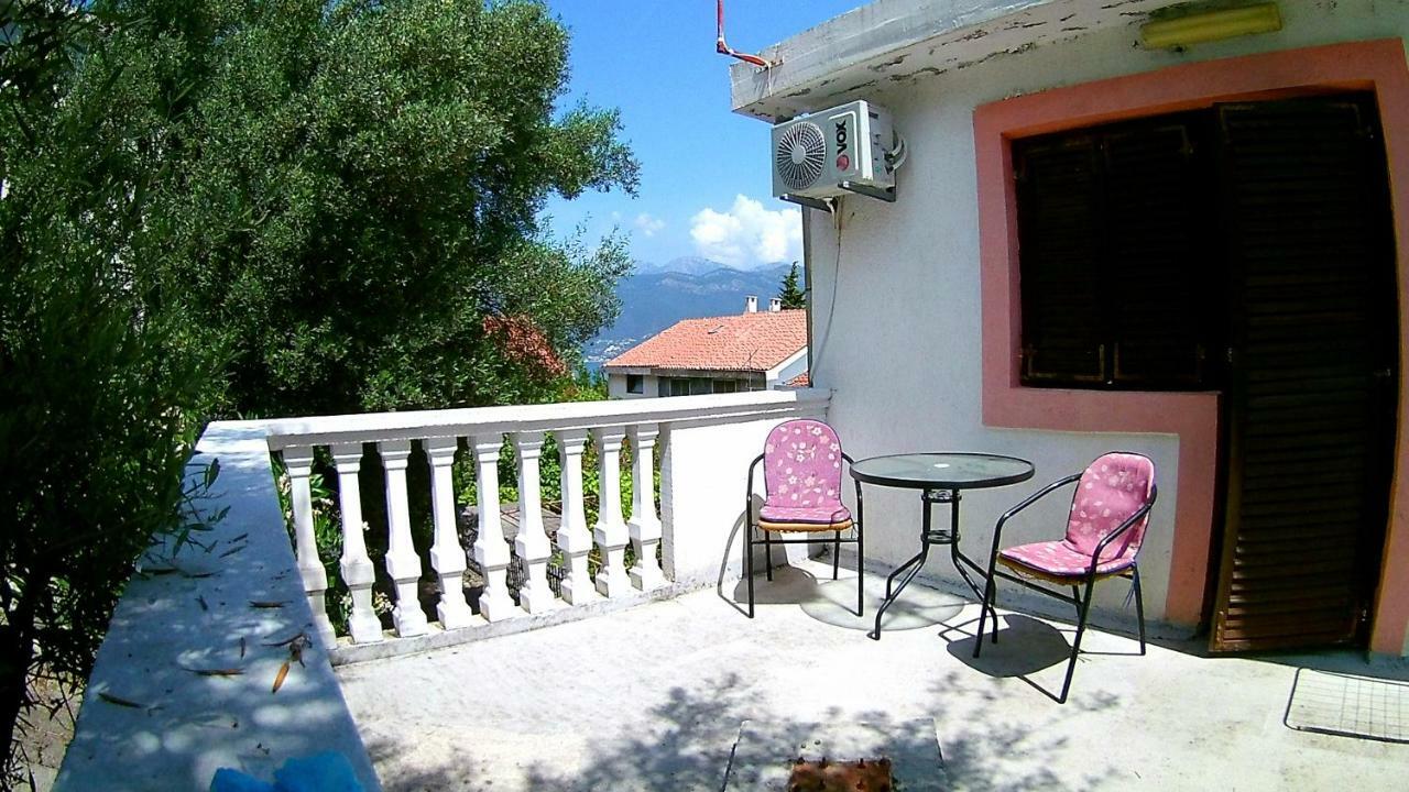 Apartments Ceca Tivat Buitenkant foto