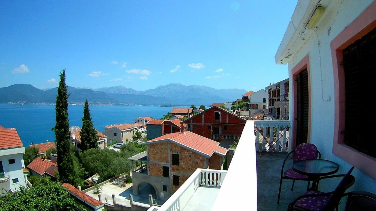 Apartments Ceca Tivat Buitenkant foto